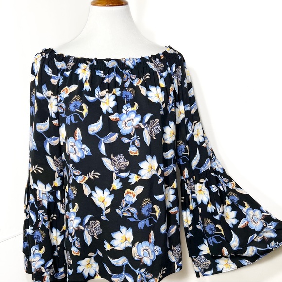 SOLD-WHBM Black Blue White Floral Print Off The Shoulder Bell Sleeve Peasant Top - Picture 3 of 8